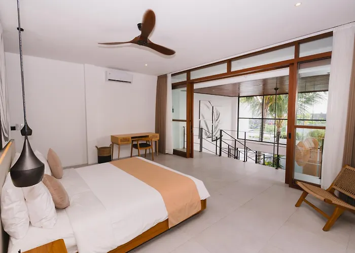 Woody Pererenan Villa
